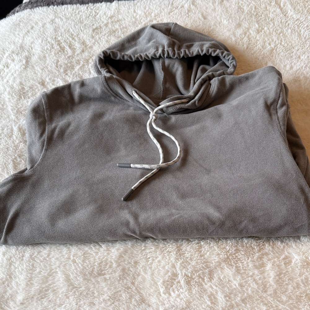 Avalanche Men’s Gray Hoodie